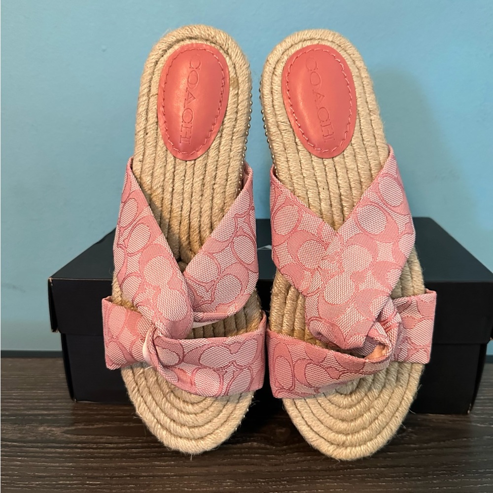 Coach Pink Signature Jacquard Charli Espadrilles Ladies Size 10 - Picture 2 of 8